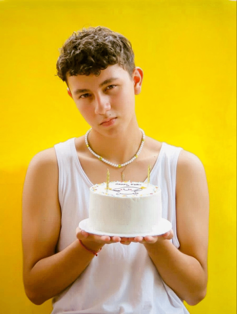 11 Dynamic 16th Birthday Photoshoot Ideas for Boy