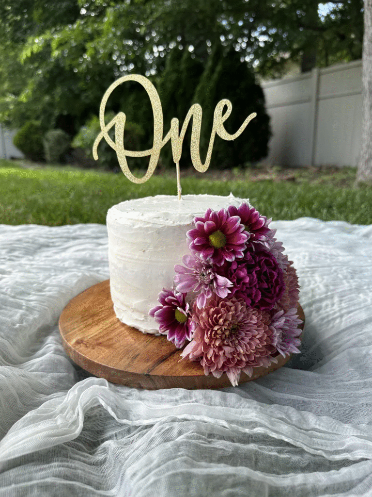 22 Baby Girl First Birthday Cakes That’ll Melt Your Heart