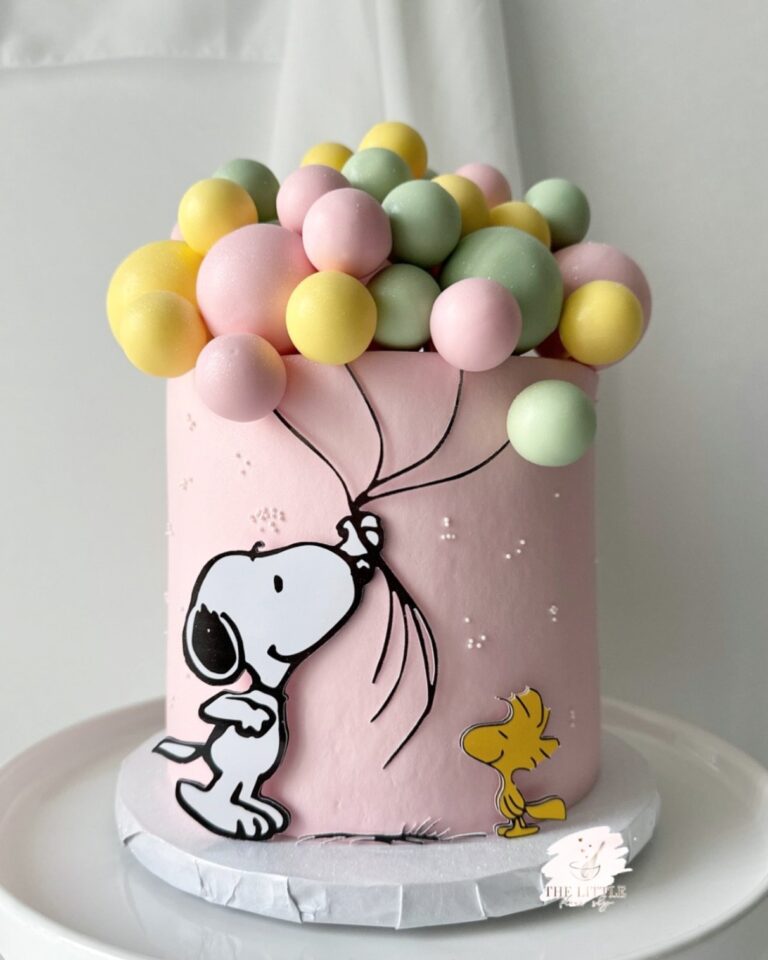 12 Charming Snoopy Birthday Cake Ideas to Brighten Any Party