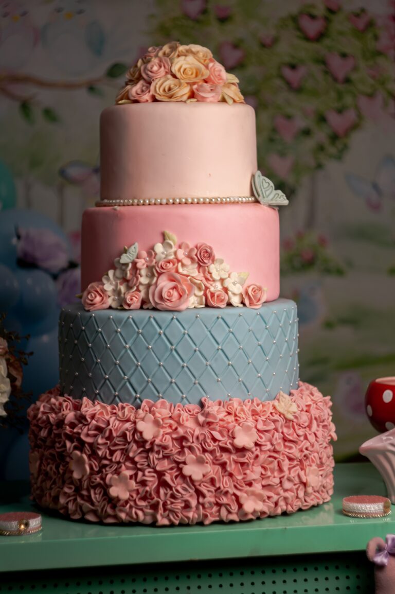 15 Real Geometric Tiered Birthday Cake Ideas