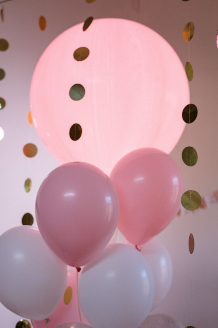 15 Birthday Balloon Garland Ideas